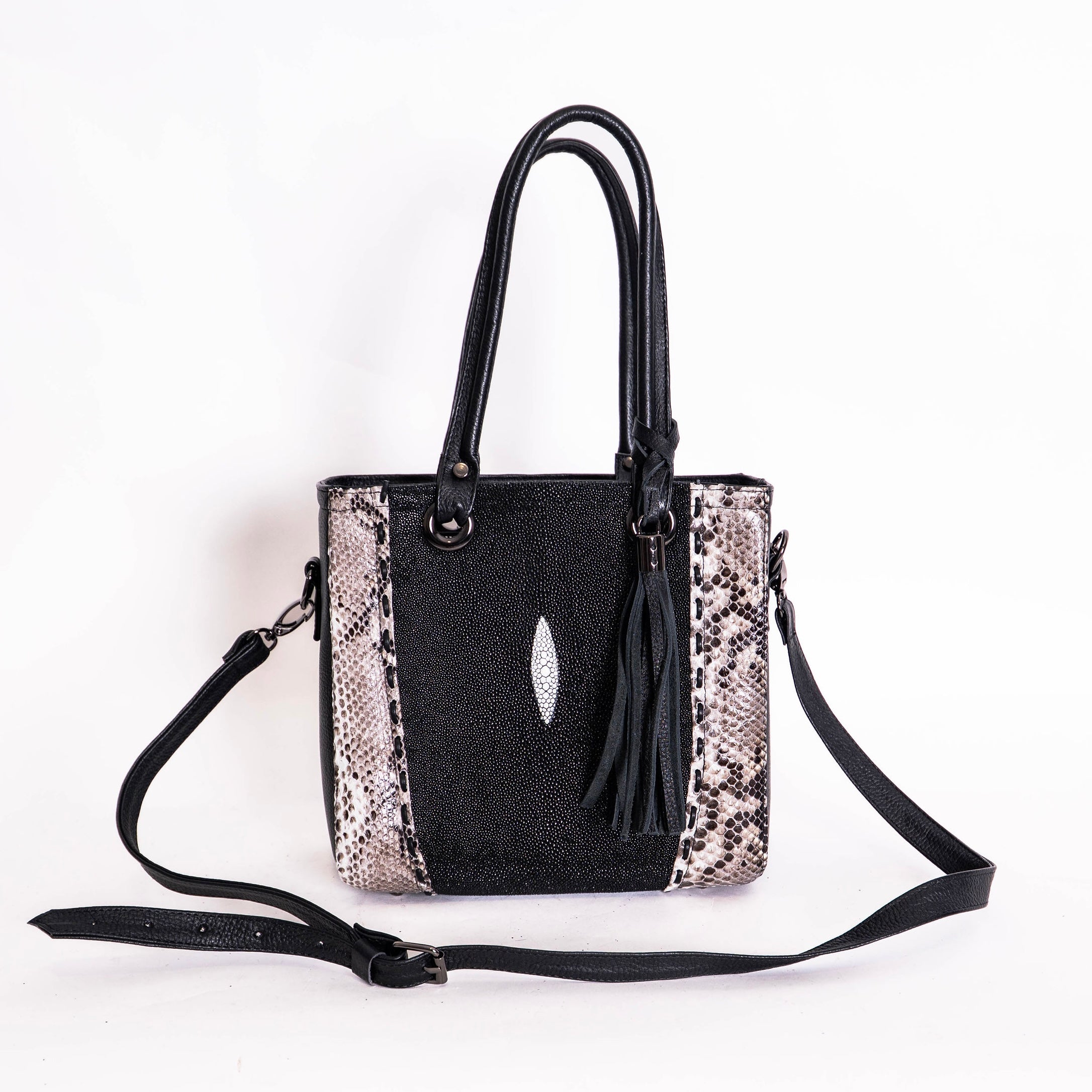 Heidi Mantarraya / Python