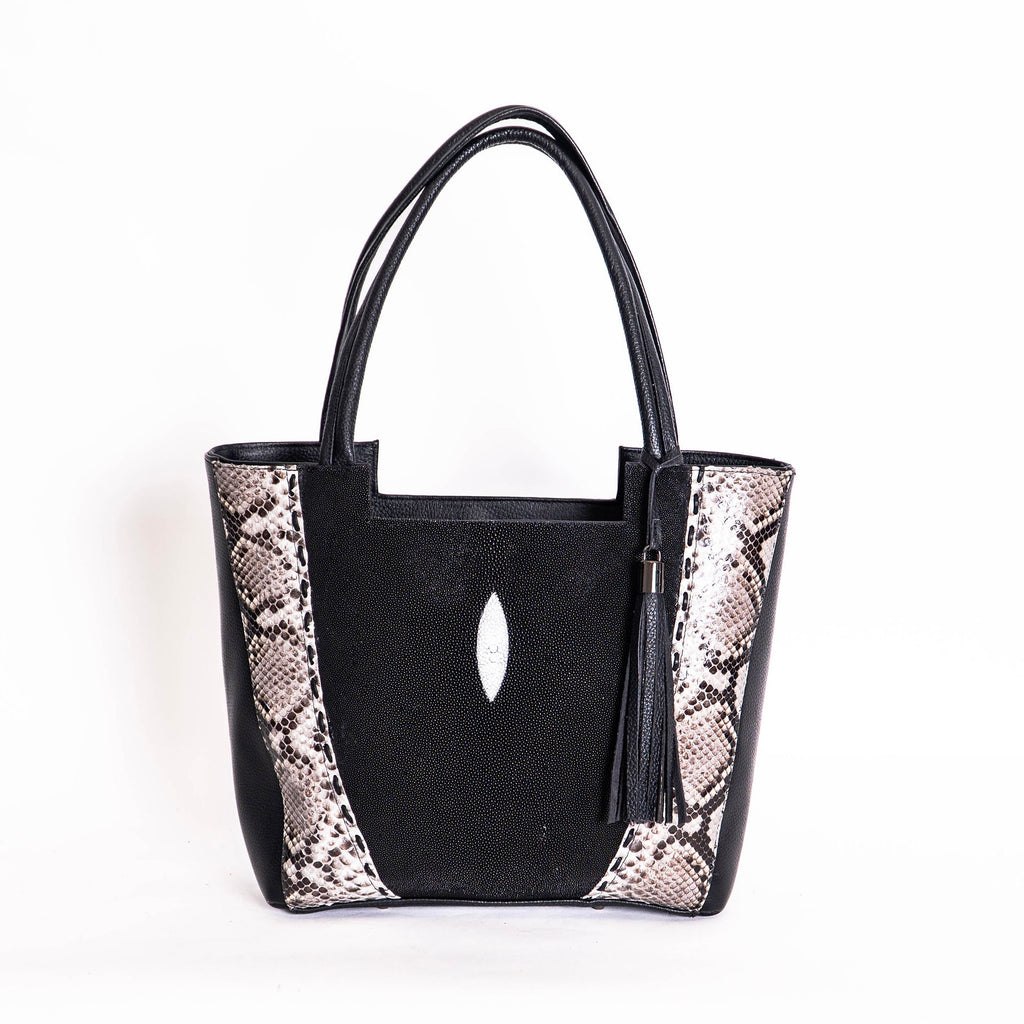 Ofelia Mantarraya / Python